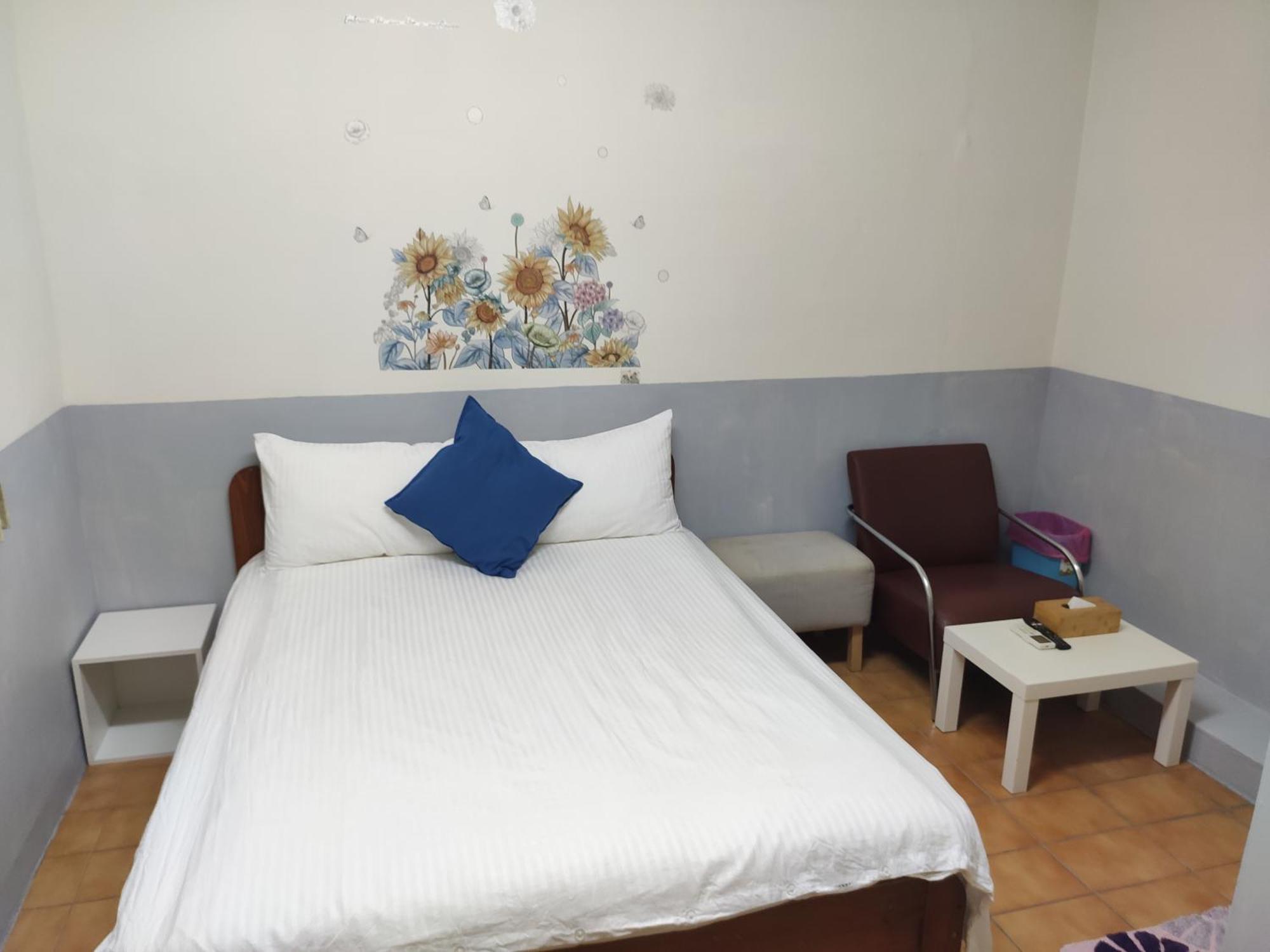 Papa Bear'S Guesthouse Taichung Ruang foto