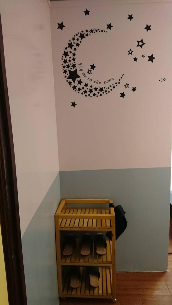 Papa Bear'S Guesthouse Taichung Bagian luar foto